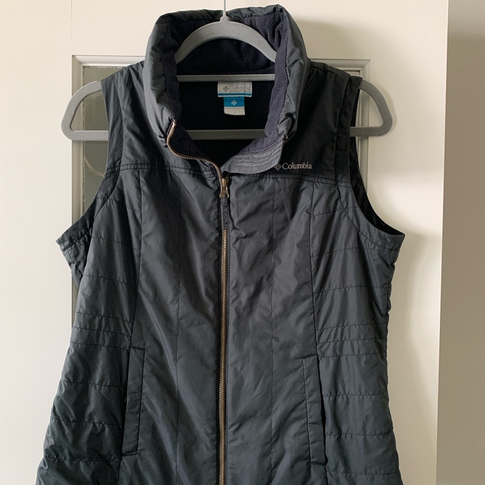 Columbia Women's Black Vest